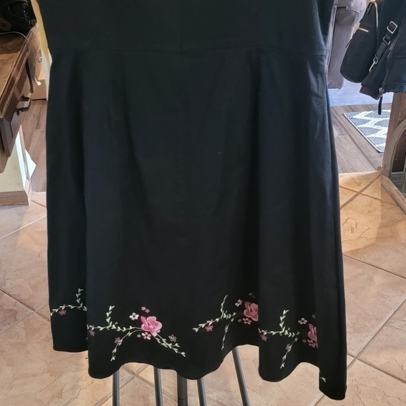 Amanda Smith Black Tank Dress with Pink Floral Embroidery at hem. Size 16. - Picture 2 of 3